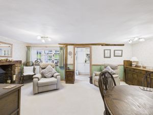 Sitting Room- click for photo gallery